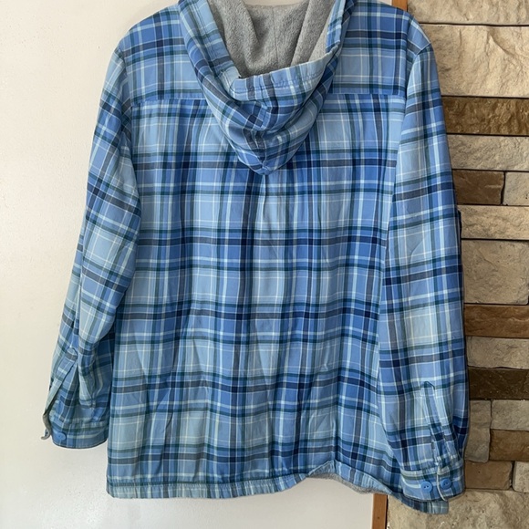 LL Bean Women's Fleeced Lined Cotton Plaid Flannel Shirt Jacket Hooded Size XL - Picture 5 of 9